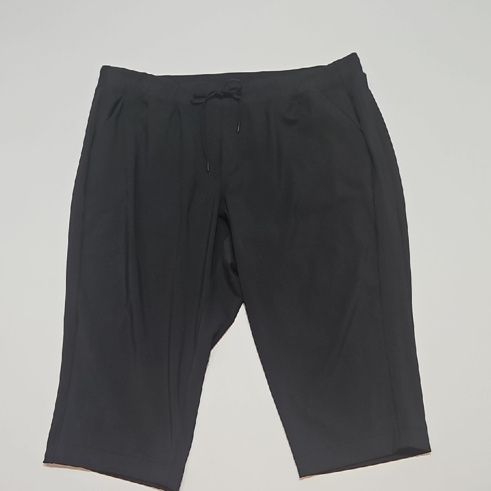 Livi Active Black Drawstring Ankle Trousers Plus Size 26/28